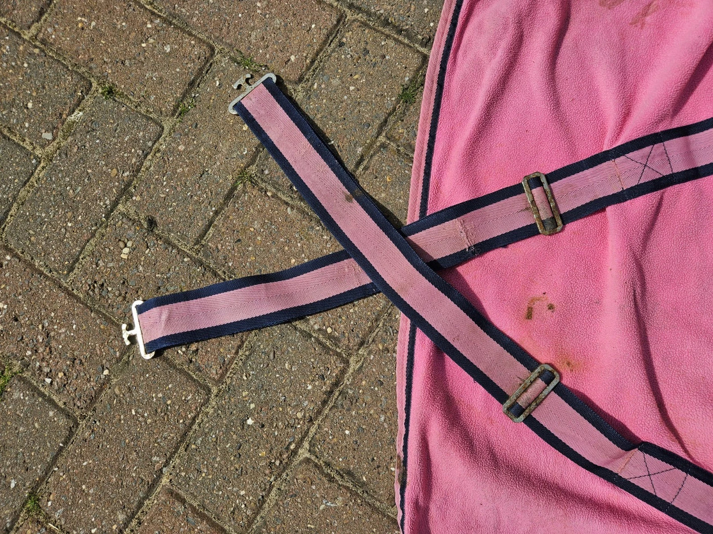 4'9 Cottage Craft Pink Horse Fleece RU208