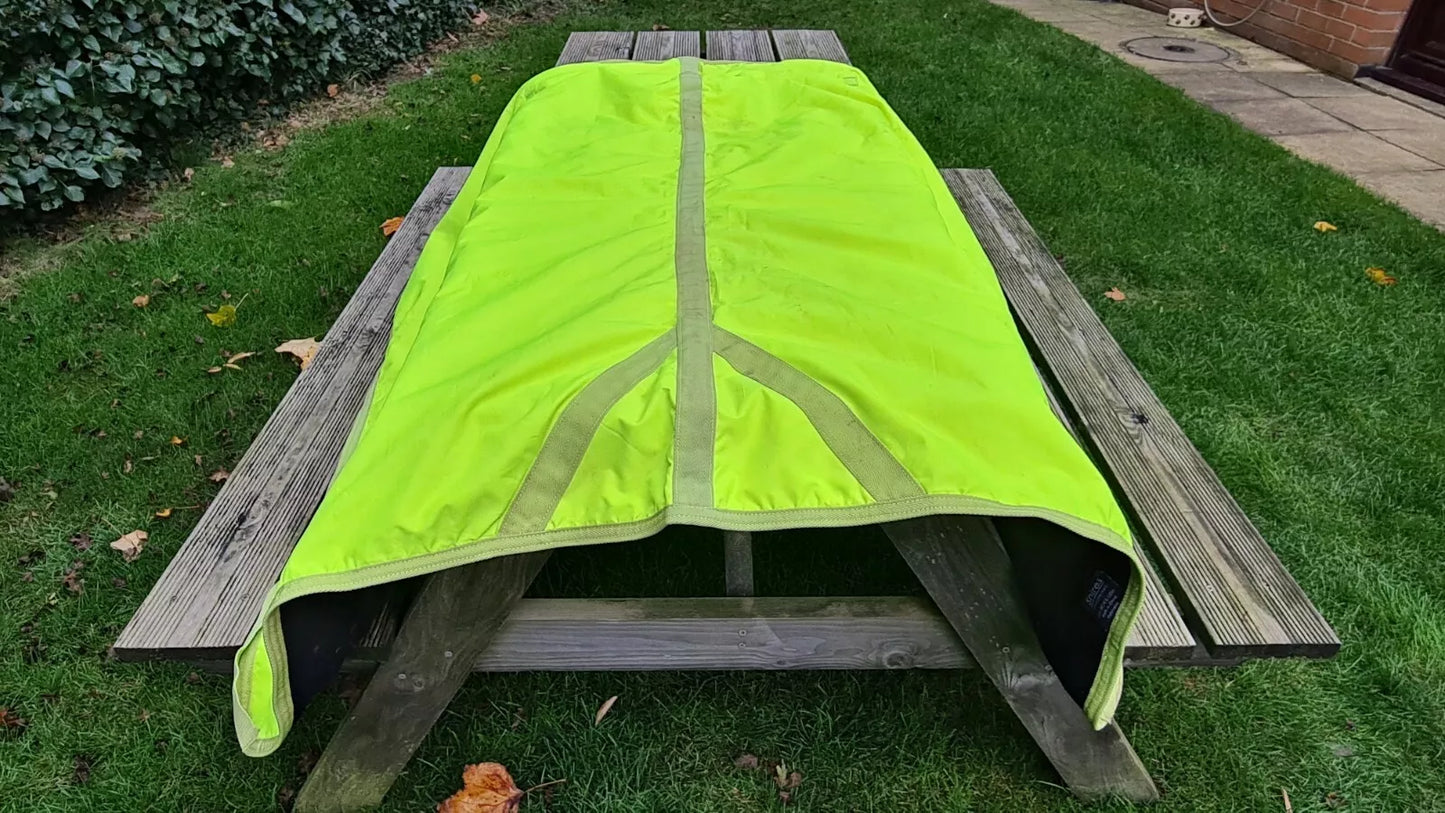 4'6 Shires Ride On Hi-Viz Sheet