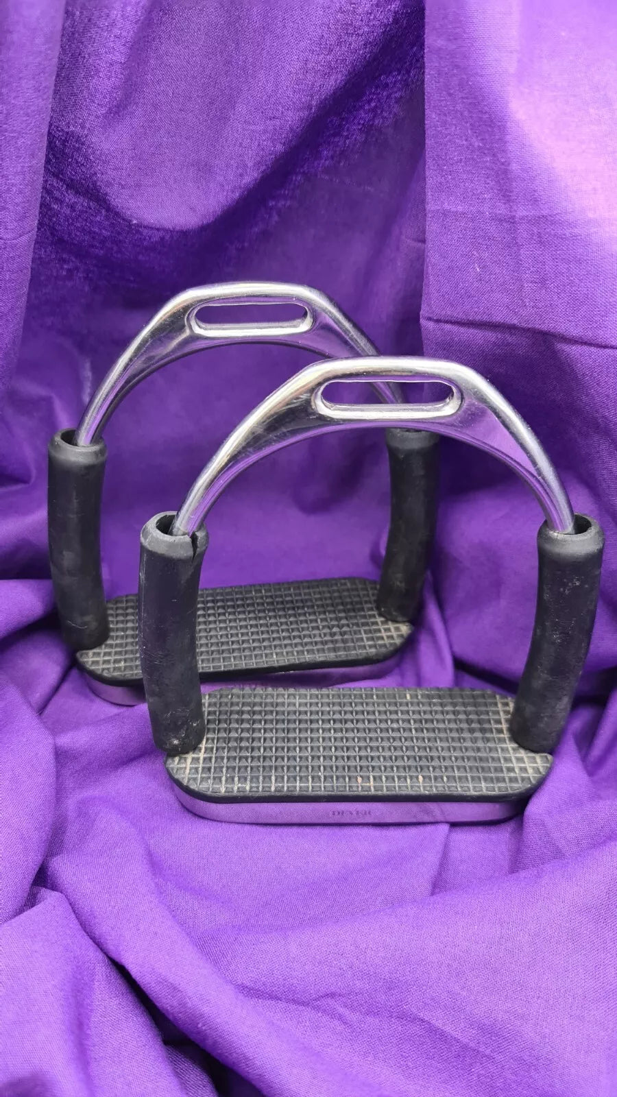 4.75" 12cm Dever Steel Horse Riding Flexi Stirrups