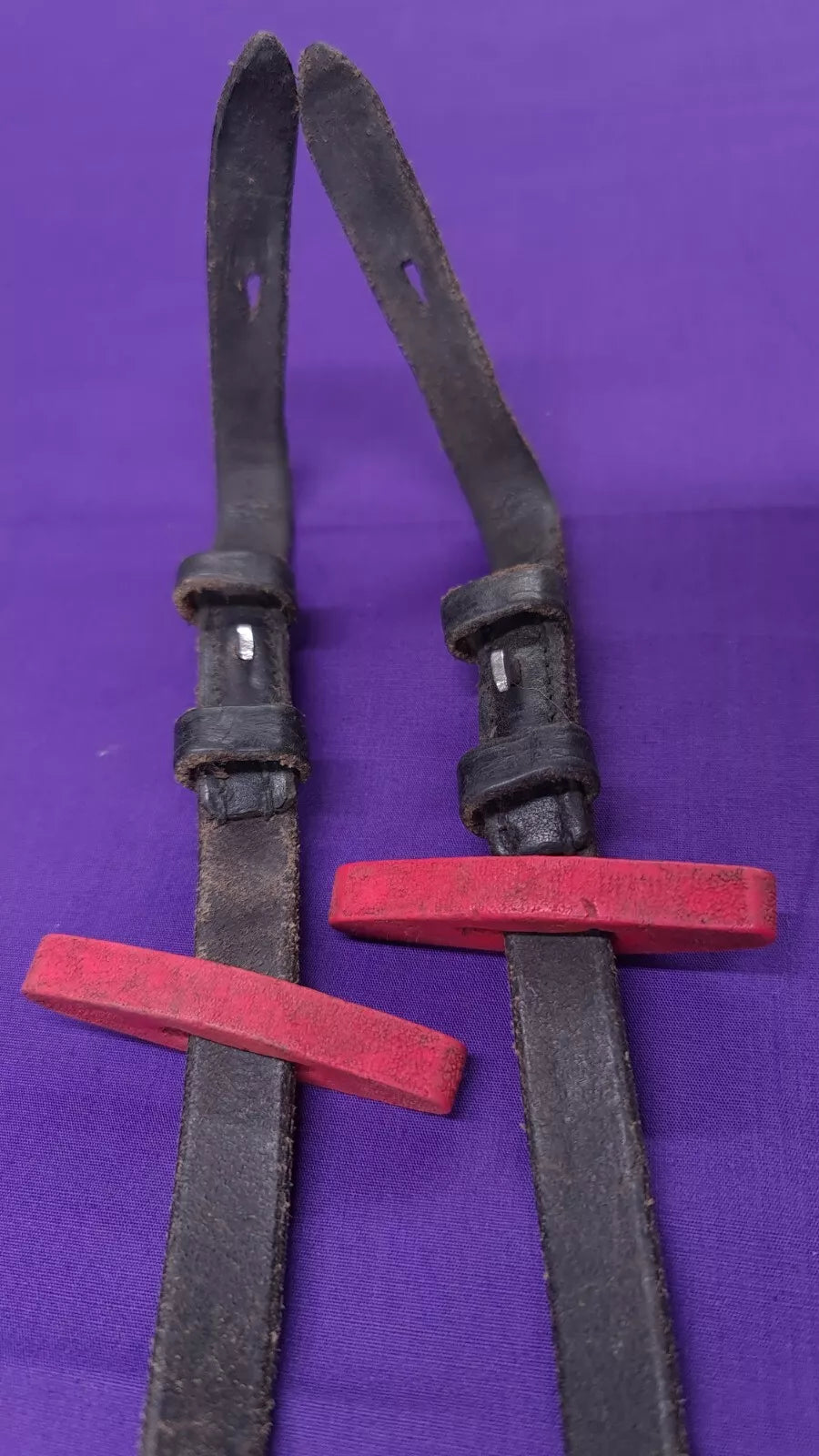 Sabre Black Leather Horse Riding Reins With Stoppers