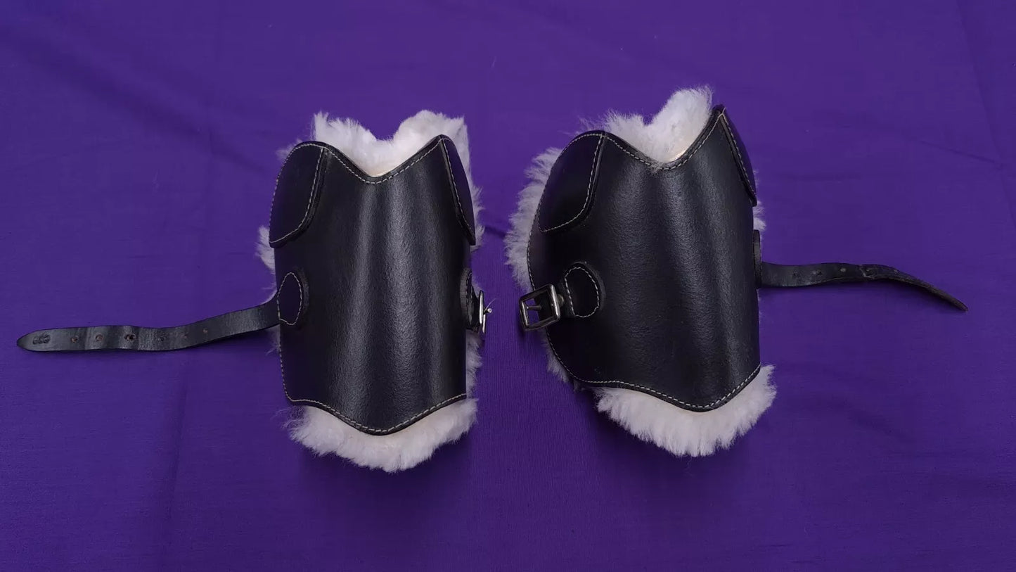 Fetlock Boots Fleece Lined Leather Black Cob AKI