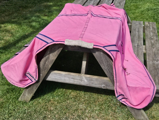 4'9 Cottage Craft Pink Horse Fleece RU208