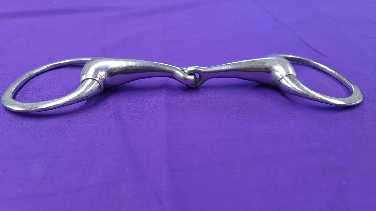 Flat Ring Single Jointed Eggbutt Snaffle 5.5"