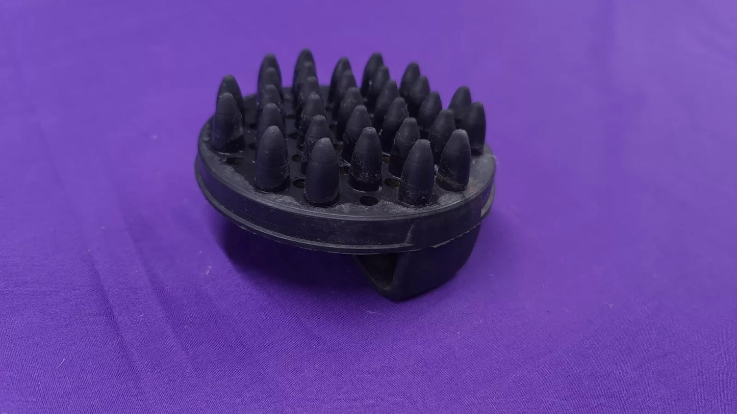 Black Round Rubber Groomer Curry Comb