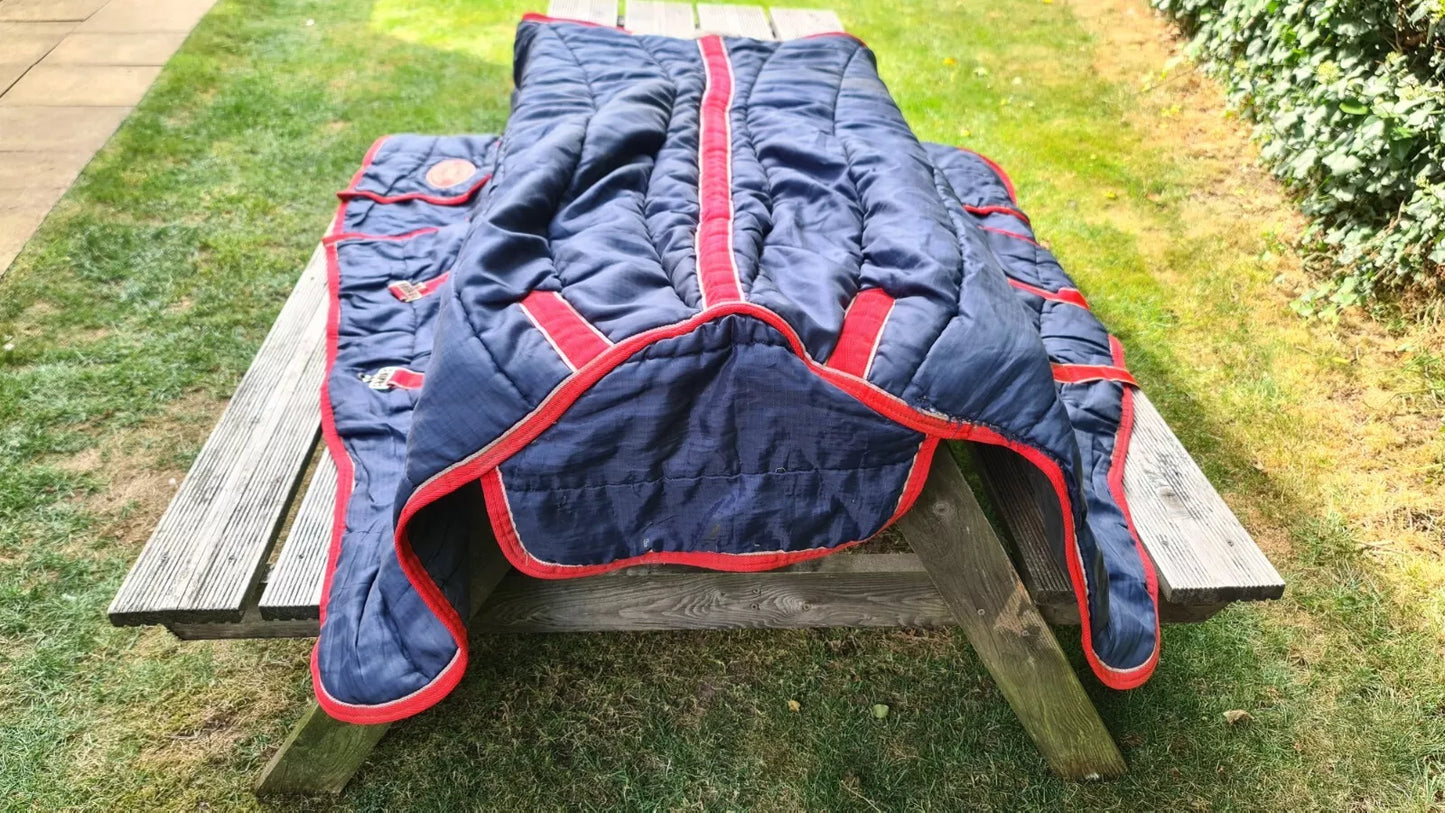 Shires 5'9 Navy And Red Stable Rug