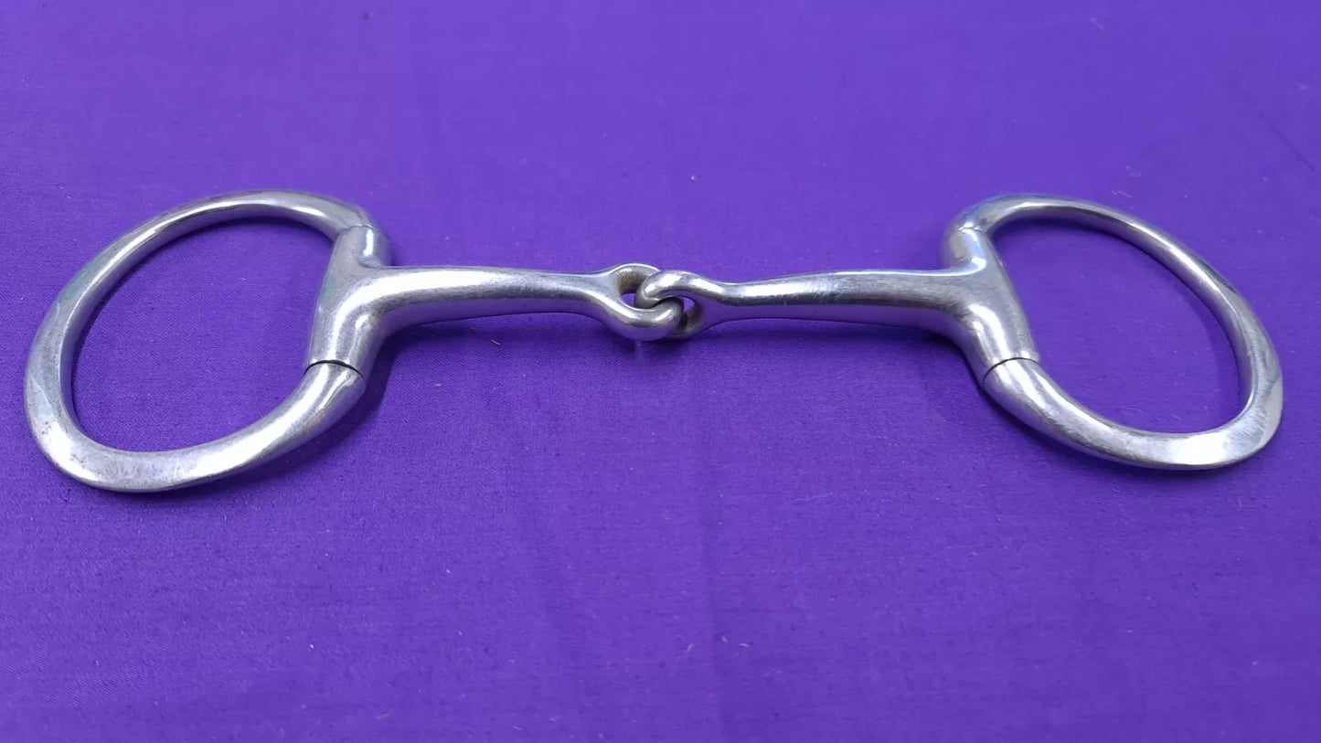 Flat Ring Single Jointed Eggbutt Snaffle 5"