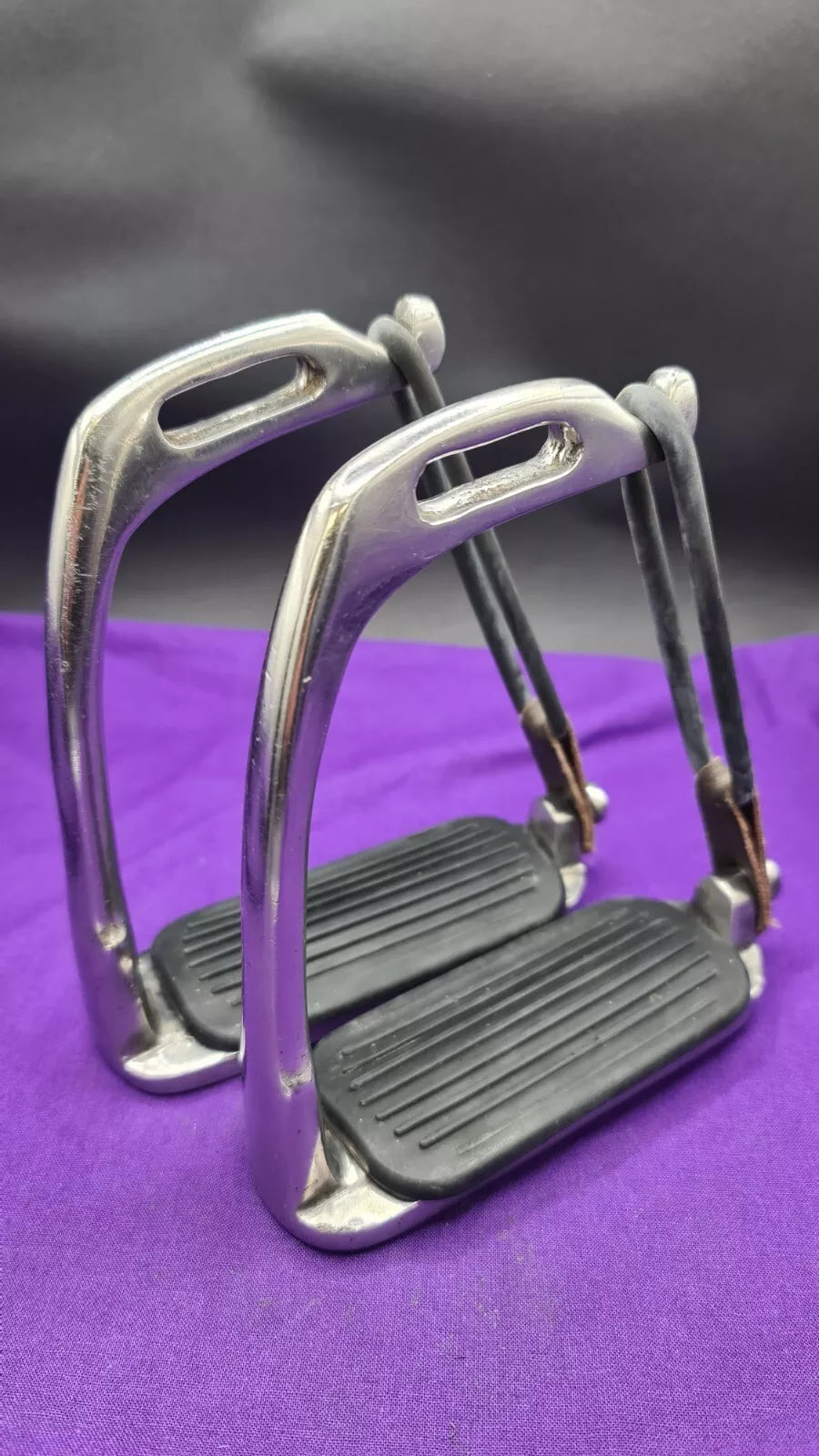 4.25" Peacock Safety Stirrup Irons