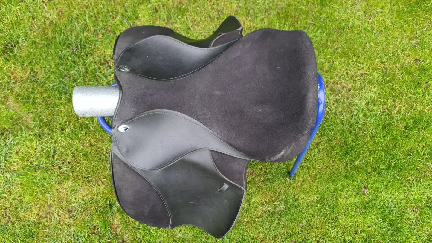 18" Thorowgood T4 GP Saddle Non Adjustable