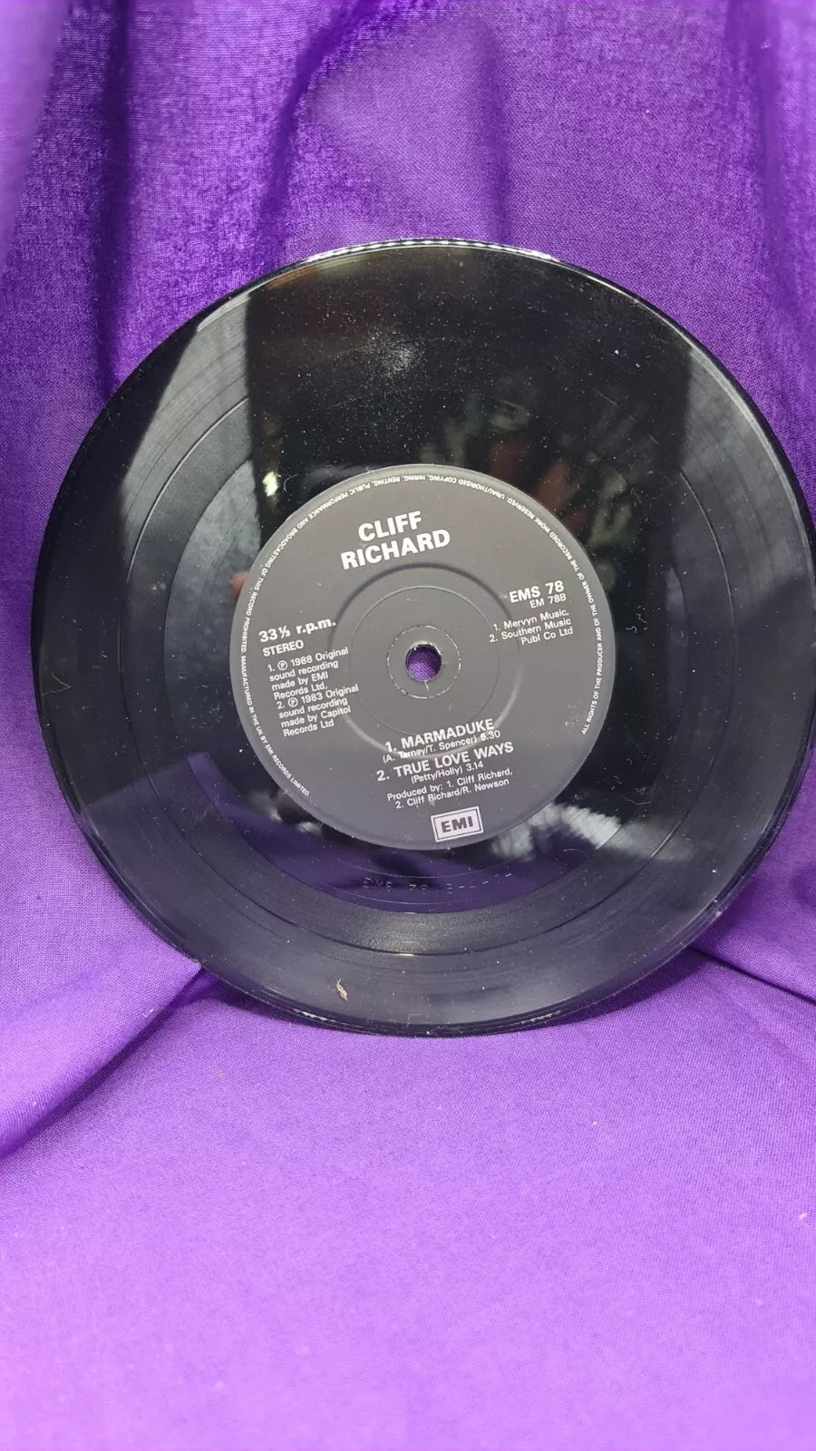 Cliff Richard Mistletoe And Wine EMS78 7" Vinyl Single Record