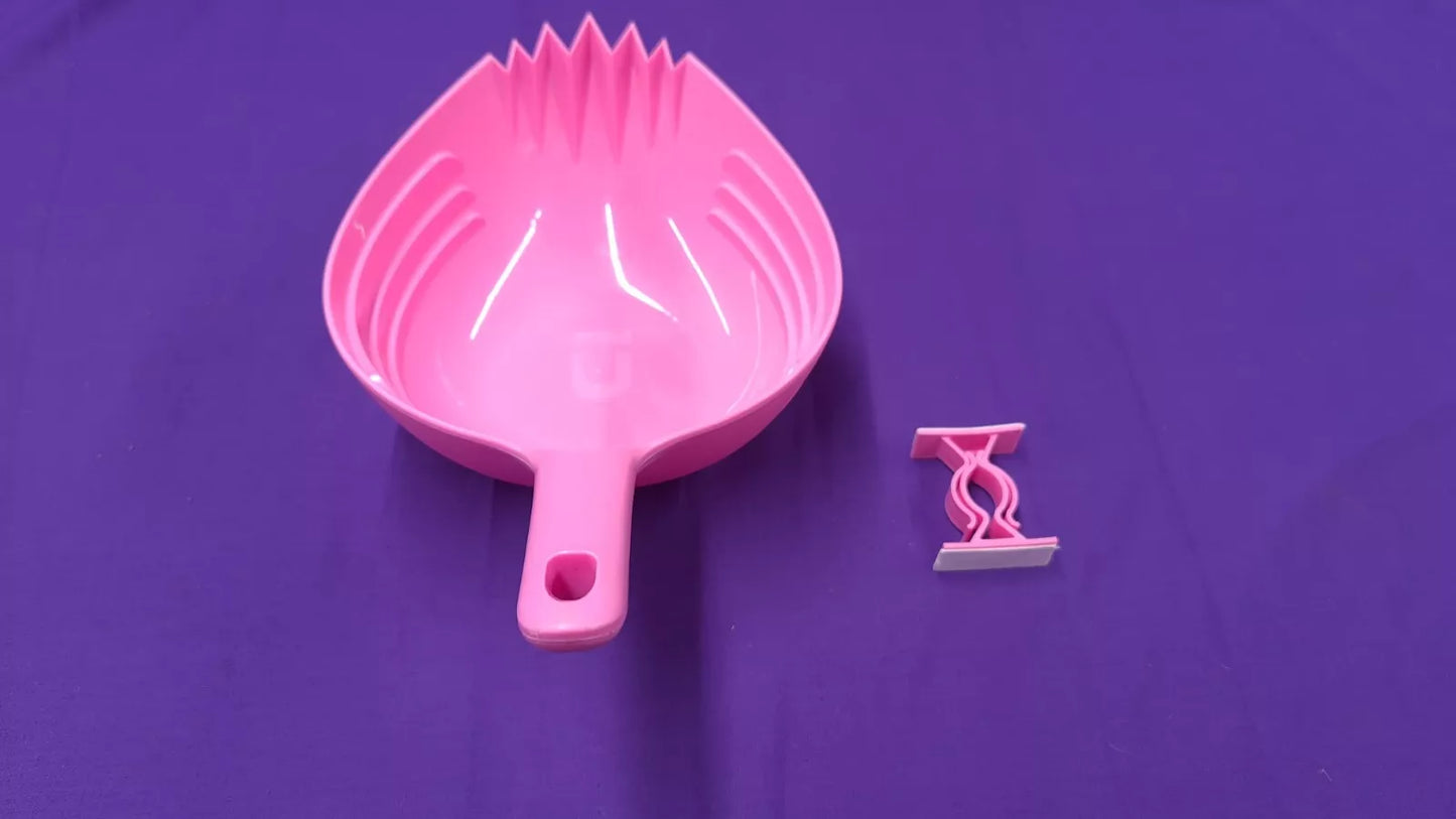 Horse Animal Feed Scoop Shark Skup Pink