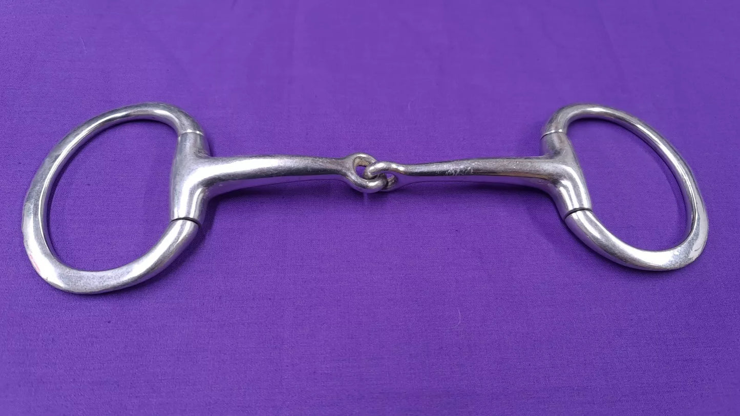 5.5" Flat Ring Single Joint Eggbutt Snaffle Horse Bit