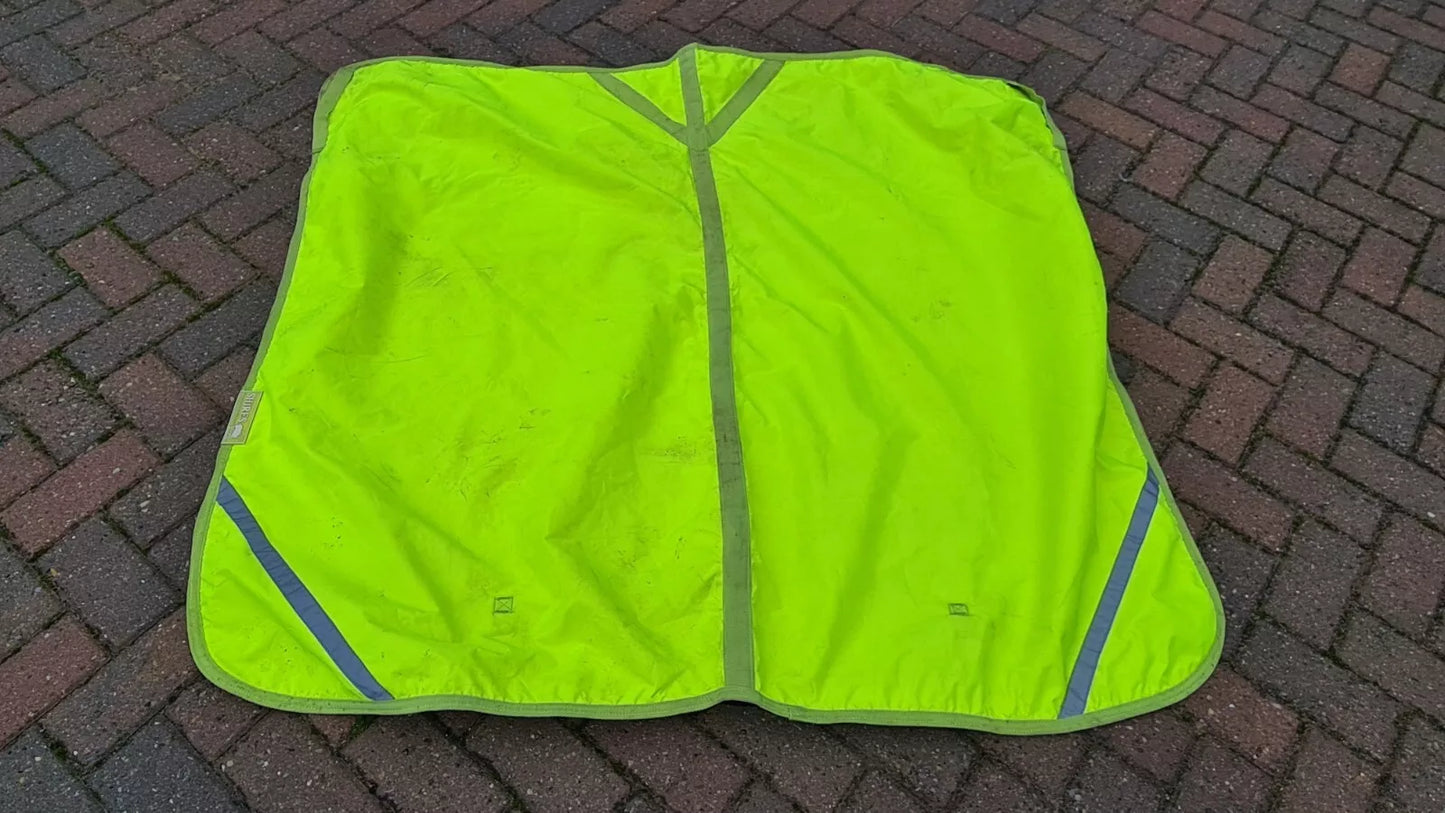 4'6 Shires Ride On Hi-Viz Sheet