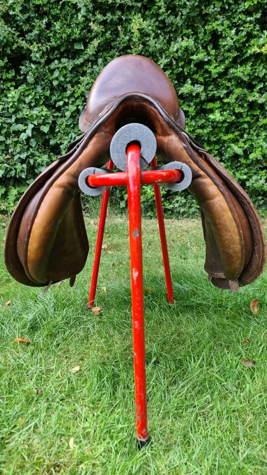 17.5" The Reed Saddler Saddle From Saddle Company Brown