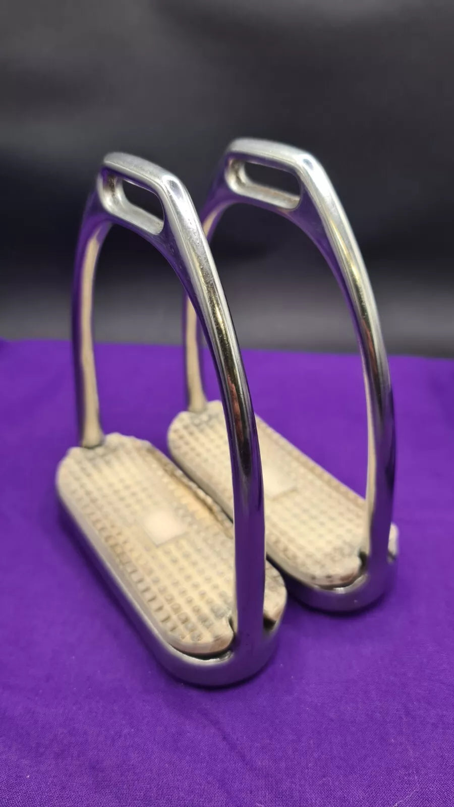 Metal Stirrups Pair 4.5"