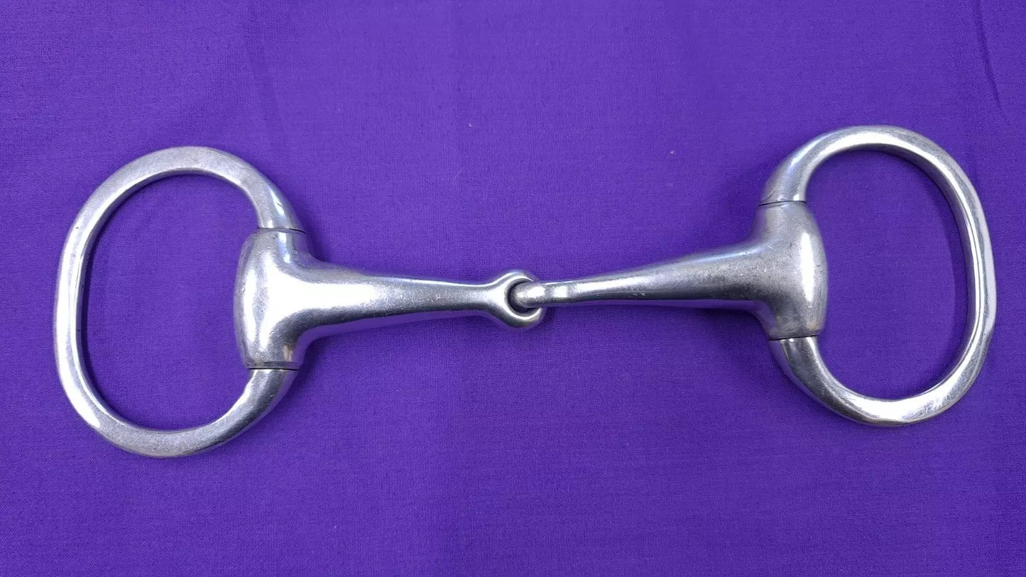 Flat Ring Single Jointed Eggbutt Snaffle 5.5"