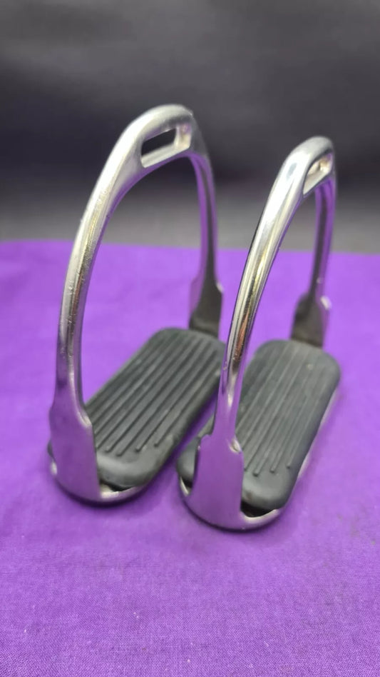 Metal Stirrups With Treads 4.5" Horse Riding