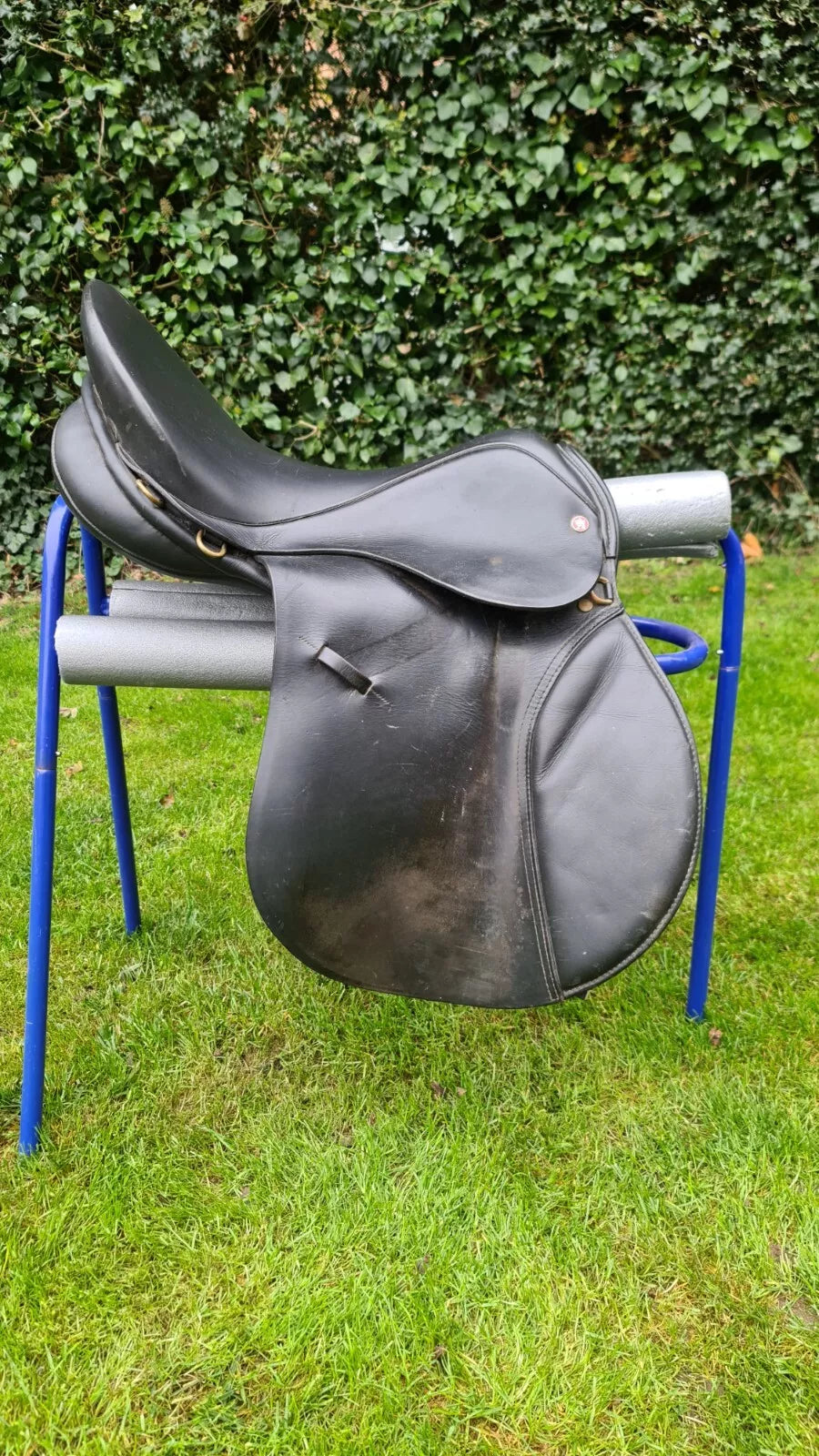 Lovatt & Ricketts Leather GP Saddle 18"