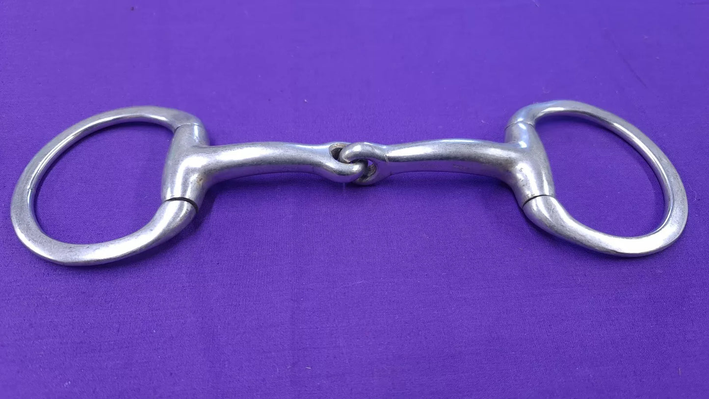 Flat Ring Single Jointed Eggbutt Snaffle 5"