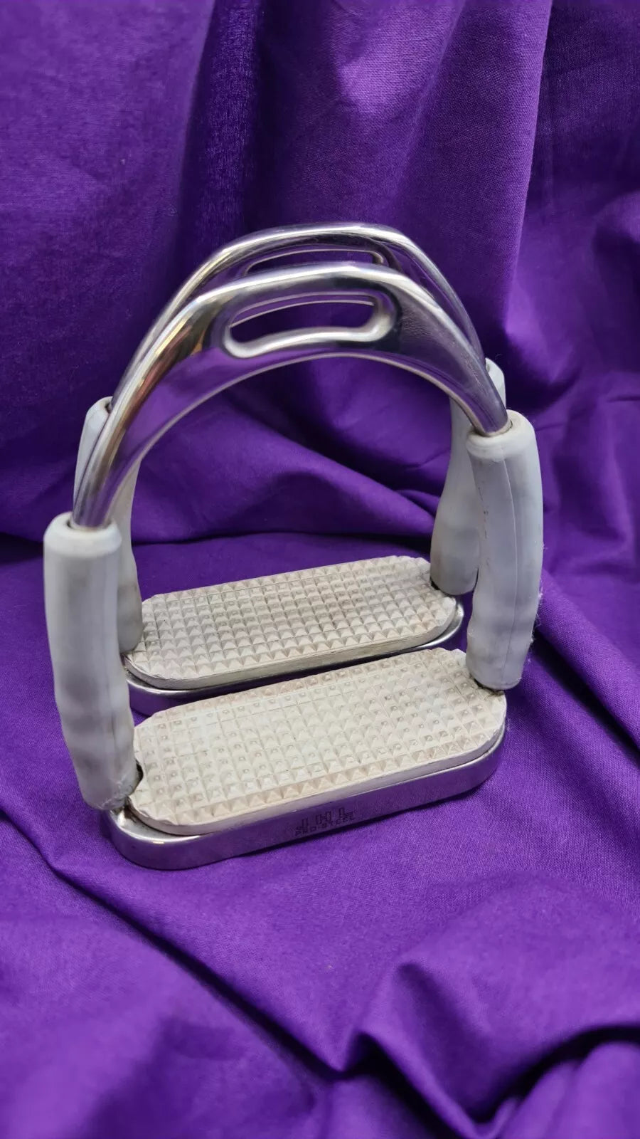 4.25" Grey JHL Pro Steel Flexi Horse Riding Stirrups