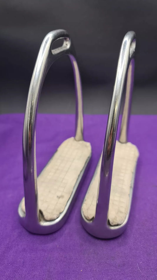 Solid Metal Stirrups With Treads 4.75" Horse Riding