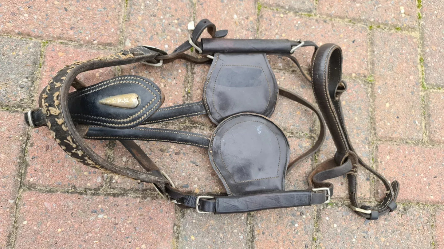 Vintage Driving Harness