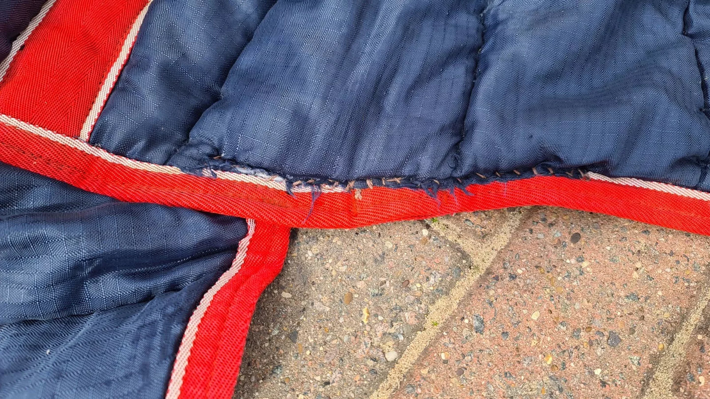 Shires 5'9 Navy And Red Stable Rug