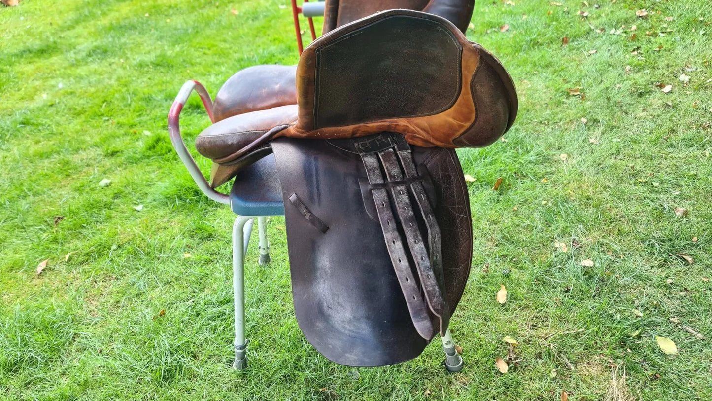 17.5" The Reed Saddler Saddle From Saddle Company Brown