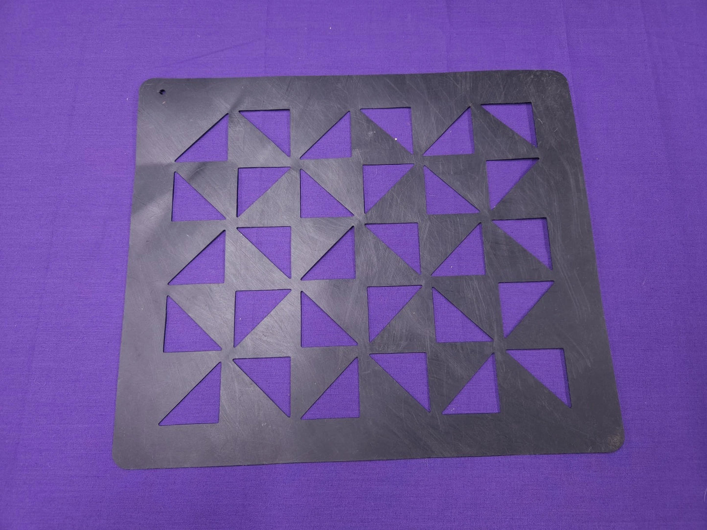 Horse / Pony Hind Quarter Checkerboard Triangle Marker Pattern O173