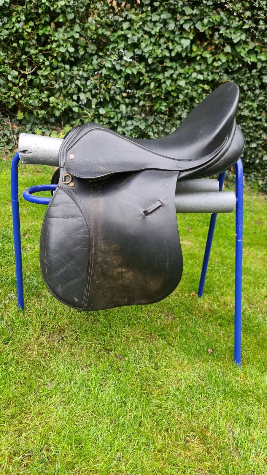 Lovatt & Ricketts Leather GP Saddle 18"