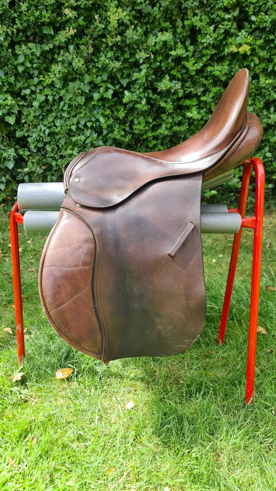 17.5" The Reed Saddler Saddle From Saddle Company Brown