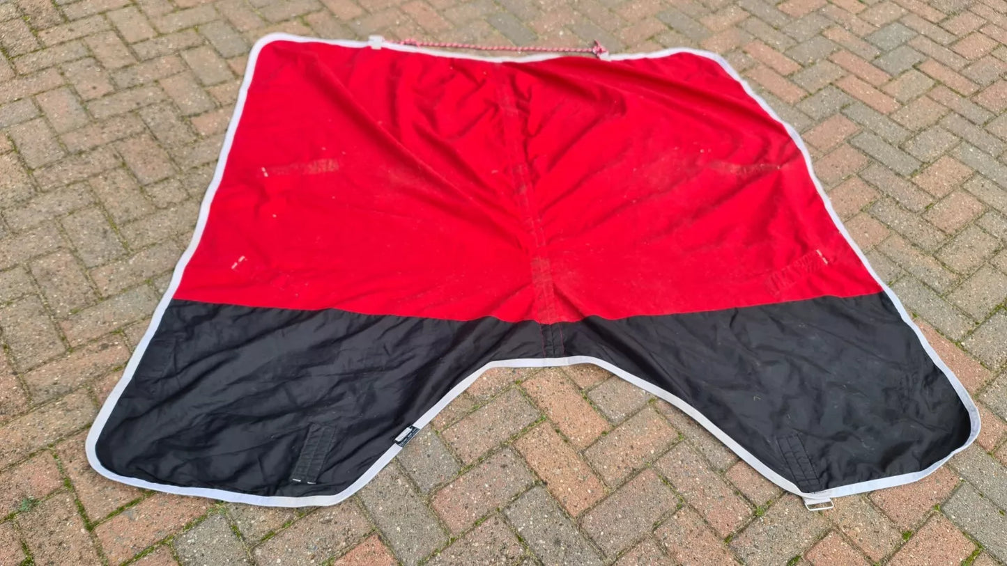 Shires 5'3 Summer Sheet Red And White