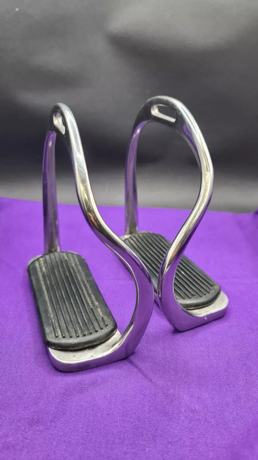 Bent Leg Stainless Steel 4.75" Stirrups