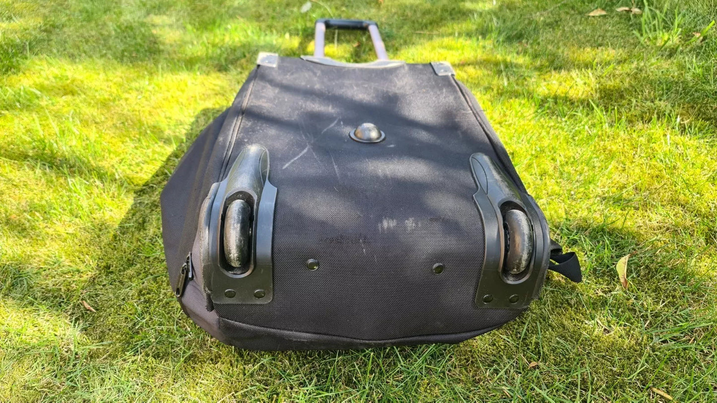 Quadra Jockey Black Kit Bag With Wheels