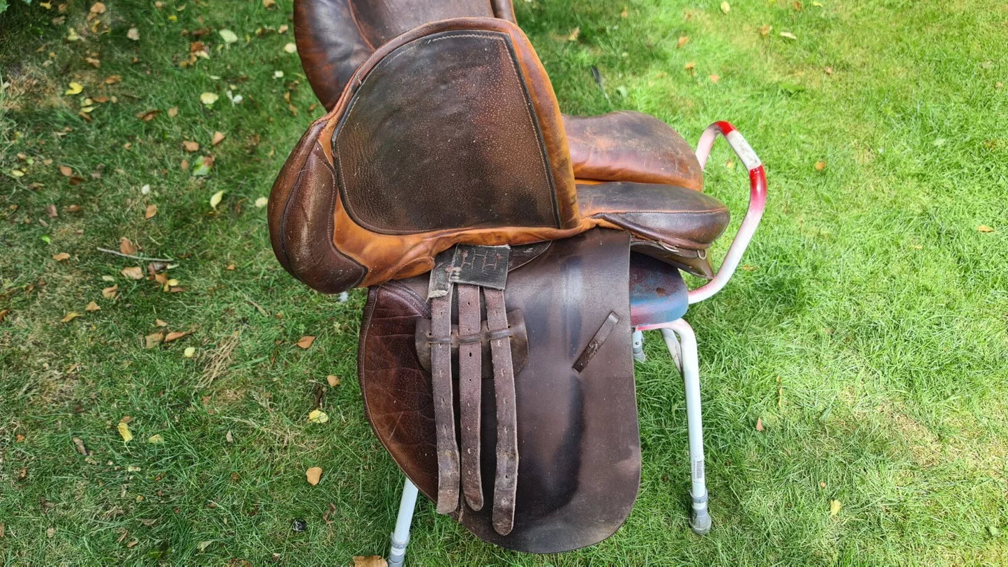 17.5" The Reed Saddler Saddle From Saddle Company Brown